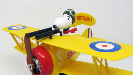 Atlantis Models Snoopy and his Sopwith Camel with Motor Snap - 6779