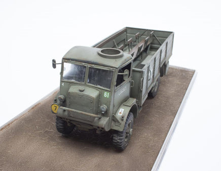1/35 IBG Model Bedford QLT Troop Carrier 35016
