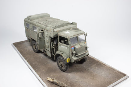 1/35 IBG Model Bedford QLR Wireless 35017