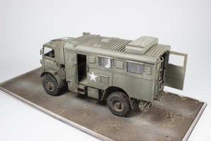 1/35 IBG Model Bedford QLR Wireless 35017
