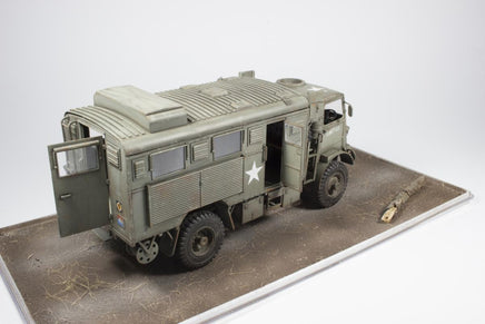 1/35 IBG Model Bedford QLR Wireless 35017