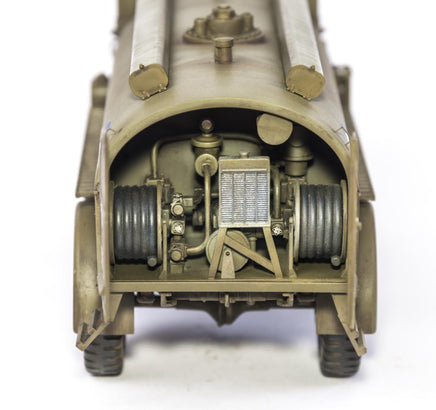 1/35 IBG Model Bedford QL Tanker 35014