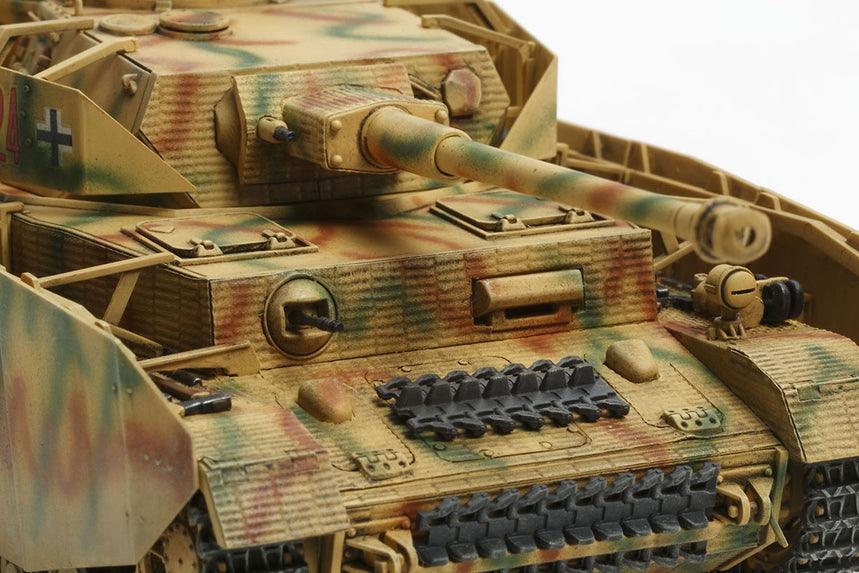 1/48 Tamiya Russian Medium Tank T34/85 32599